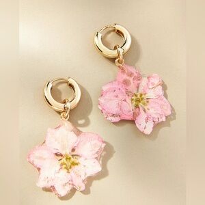 New Anthropologie Floral Drop Earrings